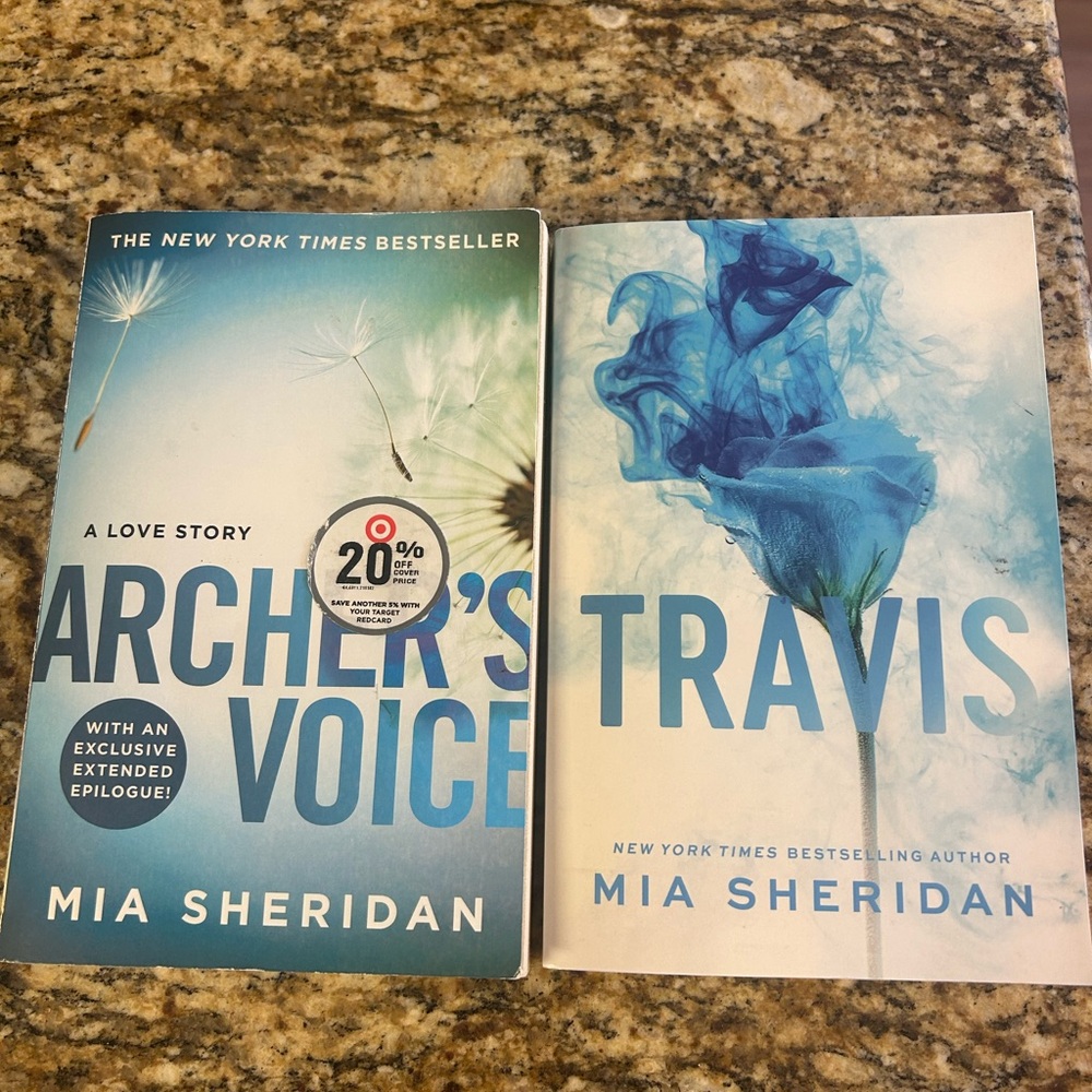 Archer’s Voice and Travis by Mia Sheridan Book Set